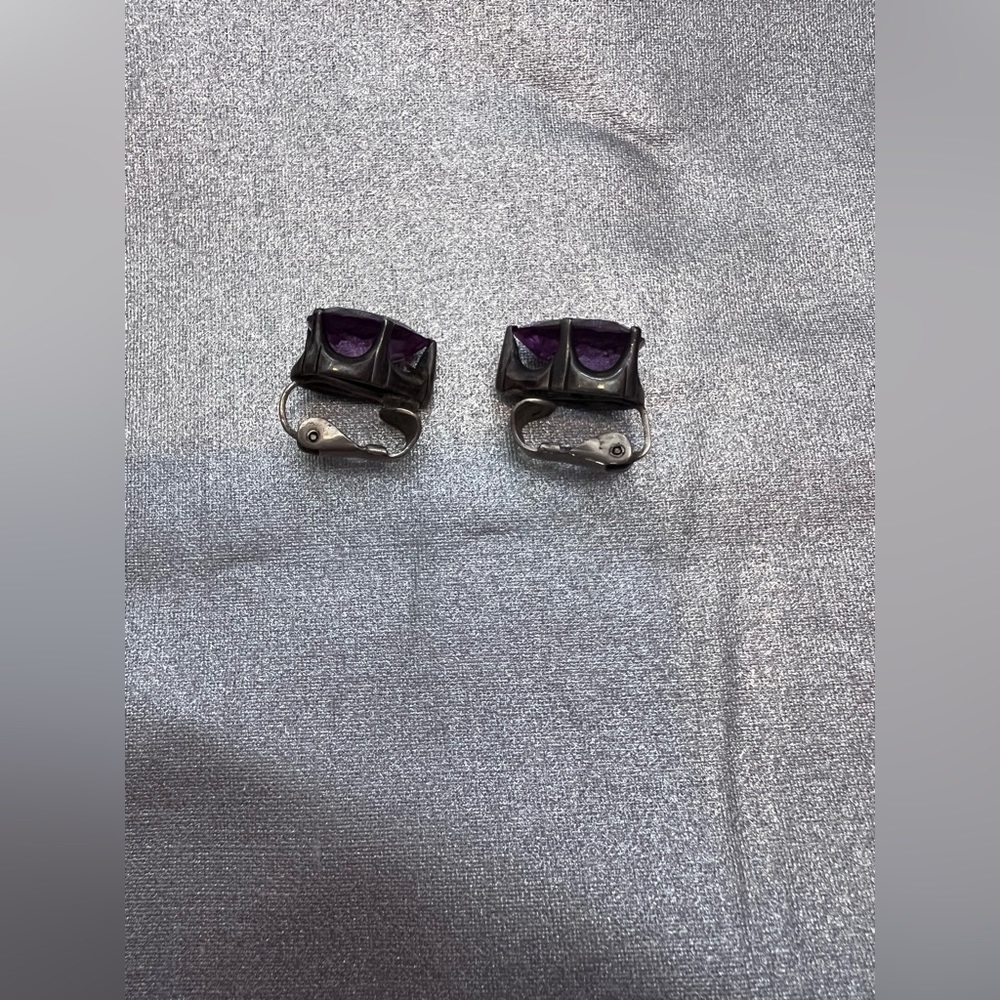 Margot De Taxco Amethyst Brooch and Silver Clip Earrings​​ - Picture 3 of 4